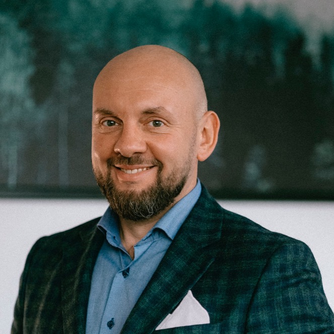Piotr Kubica — Business Reviews